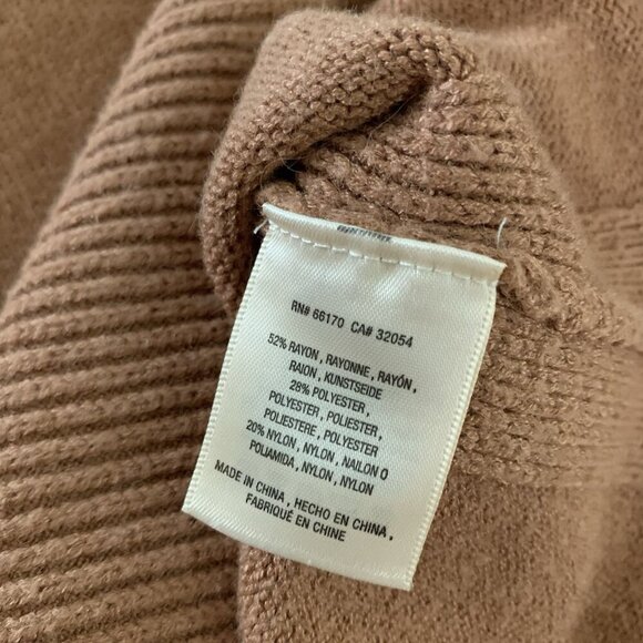 Moth Tan Mock Neck Pullover Sweater Long Sleeve Ribbed Hem Soft Knit XS - Picture 8 of 8